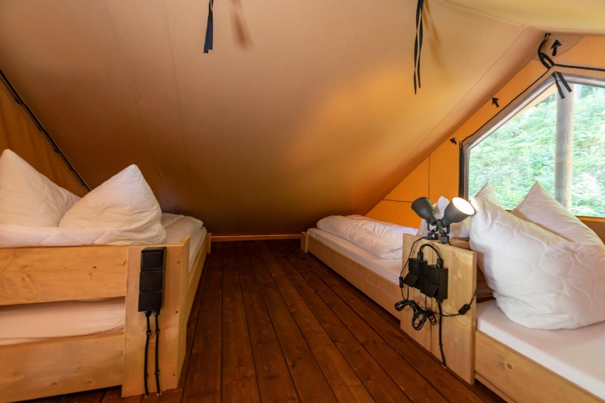 Ferienpark Terrassencamping Sued-See Walchsee Phòng bức ảnh